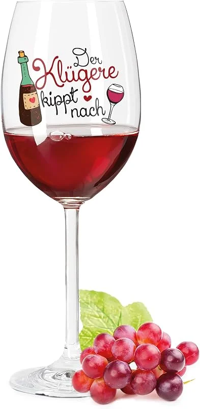 Besuche den GRAVURZEILE-Store GRAVURZEILE Weinglas - Der klügere kippt nach - Geschenk für Weinliebhaber - Witziges Glas mit Spruch - Geschenke für Sie & Ihn zum Geburtstag oder Weihnachten — Wein und Festtafel