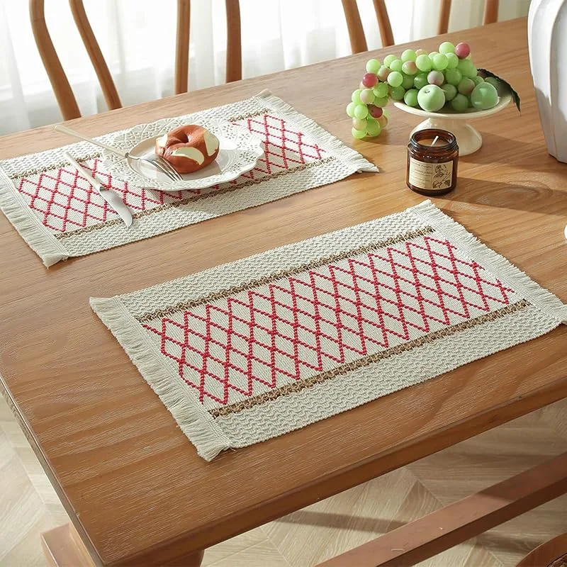 Besuche den Epinki-Store Epinki Tischsets Platzsets Abwaschbar Elegant Quadratisch, 2Pcs Set Baumwolle Leinen Platzdeckchen Weihnachten Geflochten Gitter, Tischuntersetzer Weihnachten Rot für Küche Restaurant, 45x30CM — Küche & Haushalt