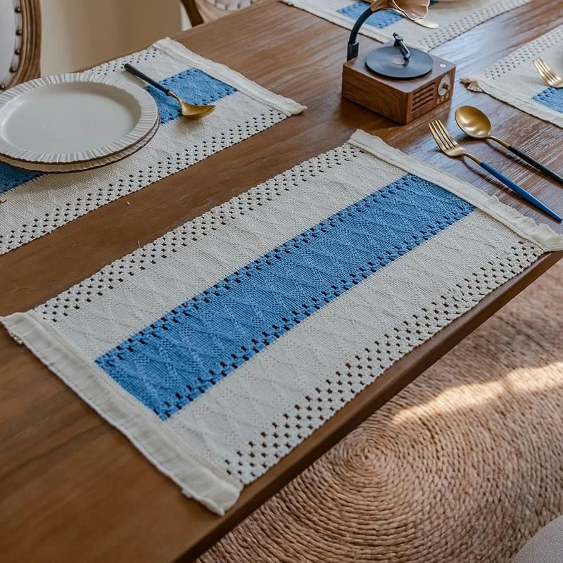 Besuche den Epinki-Store Epinki 2Pcs Set Tischset Weihnachten Abwischbar Quadratisch 30x50CM, Baumwolle Leinen Platzdeckchen Deko Hohl Streifen mit Quaste, Tischuntersetzer Weihnachten Beige Blau für Küche Restaurant — Küche & Haushalt