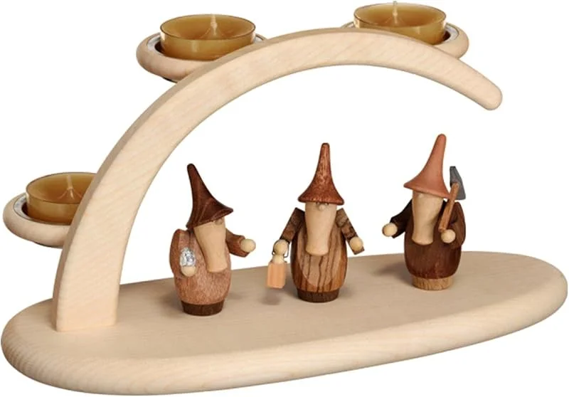 Besuche den Seiffener Volkskunst-Store Seiffener Volkskunst Leuchterbogen mit Gnomen aus Edelholz, Länge 25 cm, natur, original Erzgebirge SV 15301 — Weihnachtsdeko