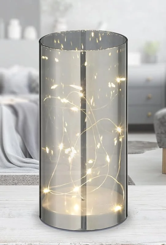 Besuche den Spetebo-Store Spetebo LED Lichterglas silber mit Timer - 20 cm - Deko Glas Leuchte - Zylinder Lampe Tischdeko Fensterdeko beleuchtet — Weihnachtsbeleuchtung