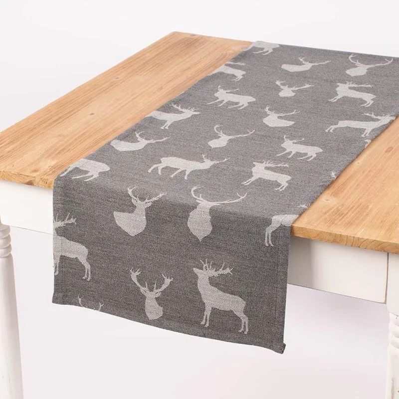 Besuche den SCHÖNER LEBEN.-Store SCHÖNER LEBEN. Tischläufer Jacquard Cosy Hirschen dunkelgrau grau — Advent und Tisch