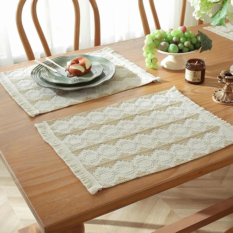 Besuche den Epinki-Store Epinki Tischsets Abwaschbar Motiv Quadratisch, 2er Set 45x35CM Platzsets Weihnachten Geflochten mit Laternen Muster Anti-Rutsch aus Baumwolle Leinen, Tischmatte Esstisch Khaki für Esstisch — Küche & Haushalt