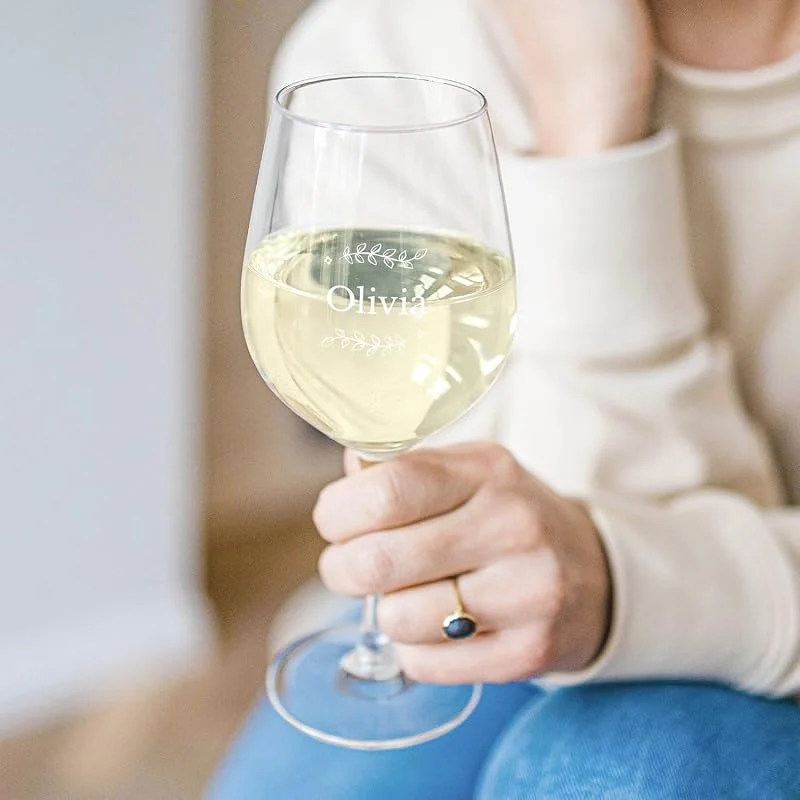 Besuche den your surprise-Store Weißweinglas mit Gravur Personalisierbar mit Namen - Personalisierbar mit Text, verschiedenen Designs und Schriftarten - Für Geburtstag & Jubiläum (1, Glas) — Wein und Festtafel
