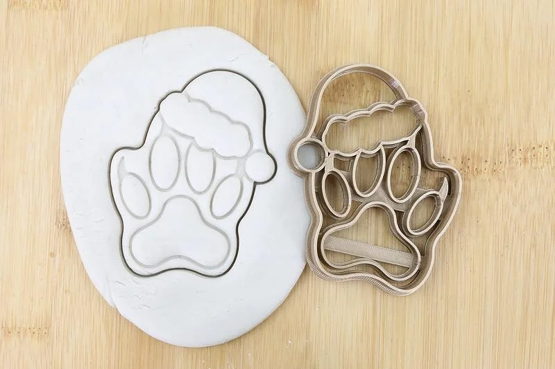 Besuche den my3dbase-Store Weihnachten Wolf Paw mit Mütze Cookie Cutter Fondant Keksstempel, Ausstechform Keksausstecher Plätzchen ca. 8cm — Weihnachtskueche