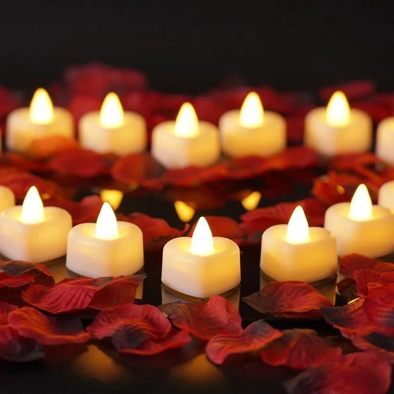 Besuche den Homemory-Store Homemory 2000 künstliche Rosenblätter mit 24 Herz-LED-Teelichtern — Advent und Tisch