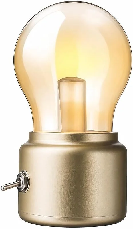 Marke: JUXINE Retro Mini LED Tischlampe - USB-aufladbar, Warmlicht, Vintage Design - für Schlafzimmer & Kinderzimme. (Gold) — Kerzenlicht Abendessen