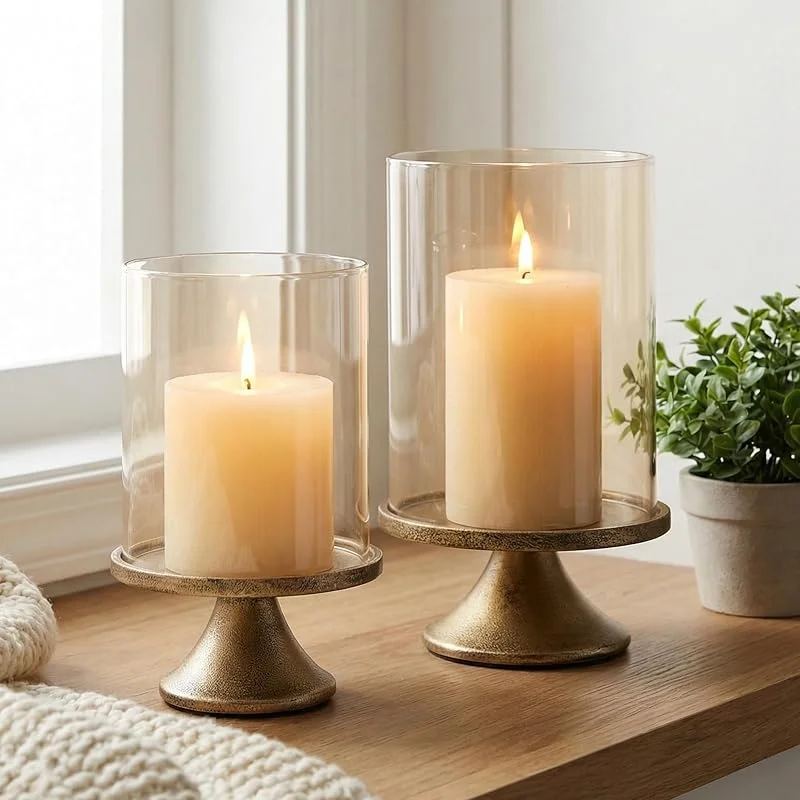 Marke: SUJUN Hurricane Kerzenhalter-Set mit Glaskuppel und Eisensockel, Elegante dekorative Stumpenkerzenhalter für Wohnzimmer, Esszimmer und Schlafzimmer, ideale Heimdekoration — Kerzenlicht Abendessen