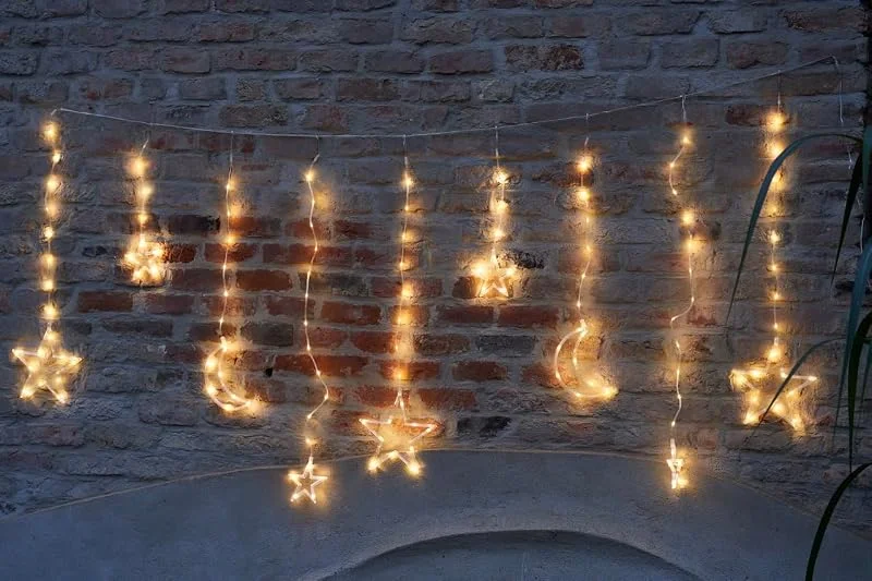 Besuche den Gartenpirat-Store Gartenpirat LED Lichtervorhang Monde & Sterne mit 132 warmweißen LEDs — Weihnachtsbeleuchtung