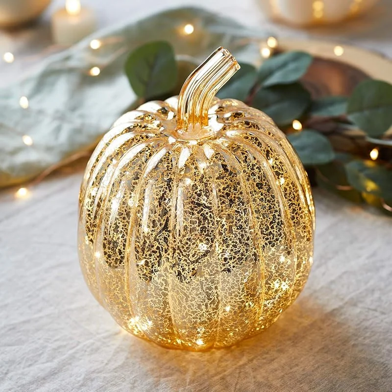 Besuche den Lights4fun-Store Lights4fun LED Glas Kürbis Gold mit Timer 21cm batteriebetrieben Halloween Deko Kürbis Herbstdeko — Kerzenlicht Abendessen