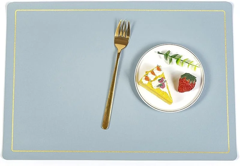 Besuche den Epinki-Store Epinki Weihnachten Tischsets Abwaschbar Quadratisch, 2er Set 30x43CM Platzdeckchen Abwaschbar Einfarbig Golden Linien aus PU Leder, Tischuntersetzer Waschbar Grau Blau für Restaurant Speisetisch — Küche & Haushalt