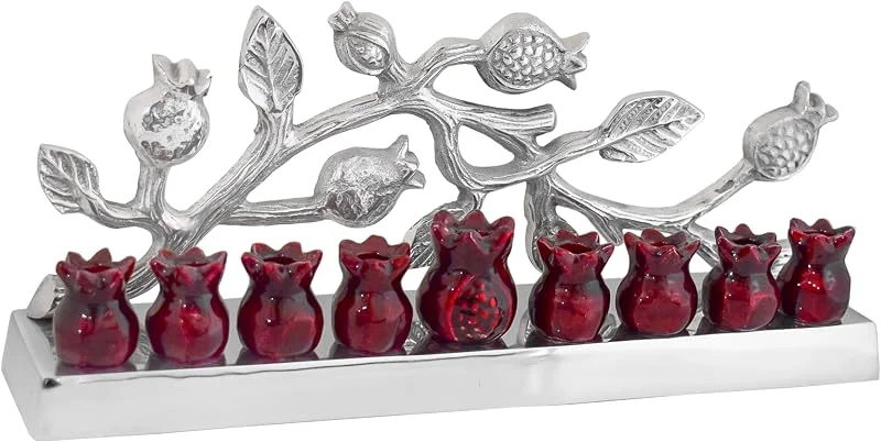 Marke: Ner Mitzvah Ner Mitzvah Aluminium-Kerze Menora – Silberstein rote Granatäpfel – moderne dekorative Menora für Chanukka – passend für alle gängigen Chanukka-Kerzen – Granatapfelbaum — Kerzenlicht Abendessen