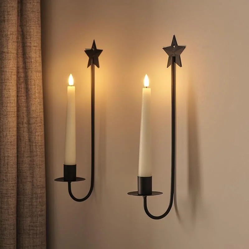 Besuche den Lights4fun-Store Lights4fun TruGlow® 2er-Set LED-Stabkerzen Sternwandhalter für Weihnachten — Kerzenlicht Abendessen