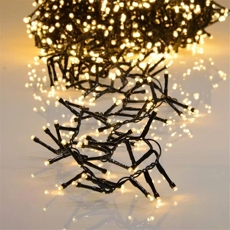 Marke: INtrenDU Lichterkette außen & innen warmweiß 14m, 700 LED, Timer, Weihnachtsbaum — Weihnachtsbeleuchtung