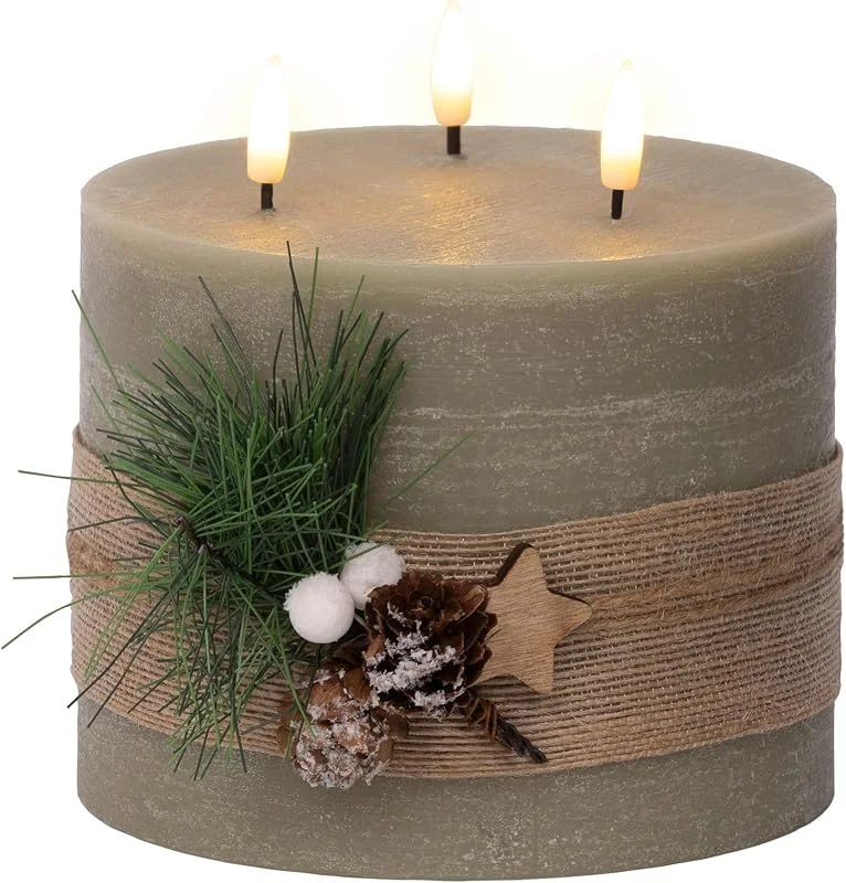 Marke: Lumineo LED Kerze mit Timer 3-flammig 15cm Wachs - mit 3 Dochten & flackernde Flamme Effekt - Weihnachtskerze mit 6 Stunden Timerfunktion - Flammenlose Kerzen Wachskerzen Dekokerzen - Grün, Warmweiß — Kerzenlicht Abendessen